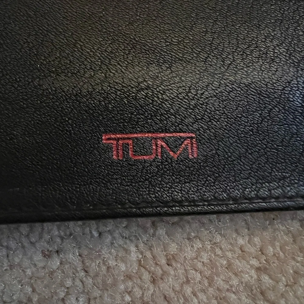 Tumi Modernist Black Leather Ultimate Travel Organizer Wallet